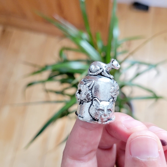 *RARE* Vintage Cat Thimble - Picture 9 of 12